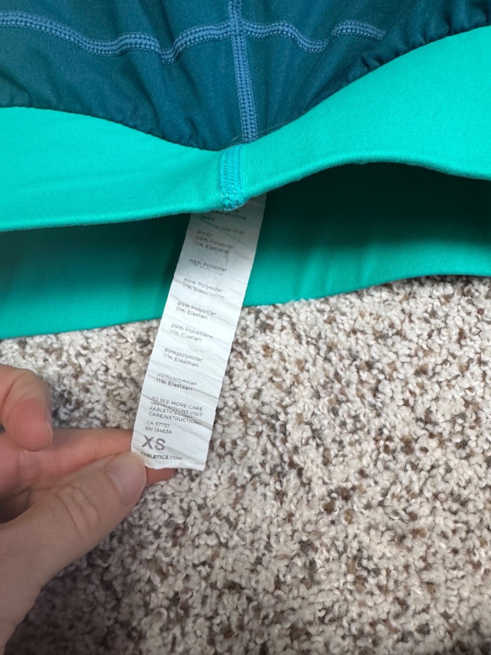Fabletics workout set - Picture 2 of 5